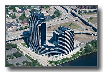River House Condos and Bridgewater Place aerial photo