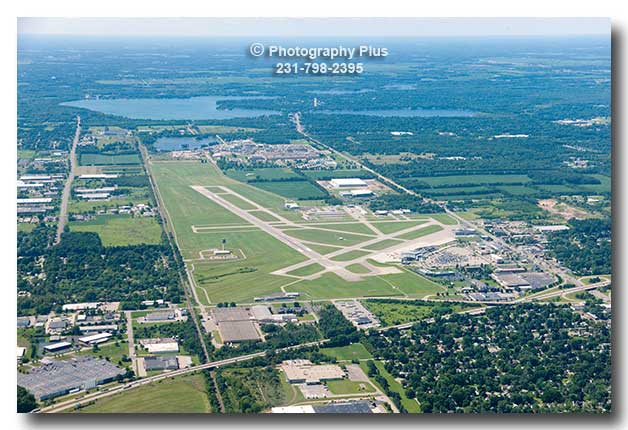 Aerial photo of the Kalamazoo Airport KAZO