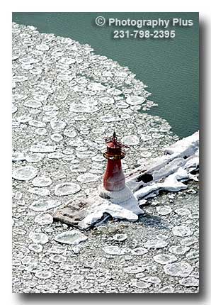 Gary Lighthouse in Winter