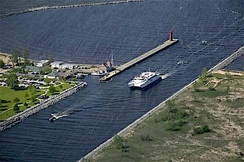 Ferry060104_08