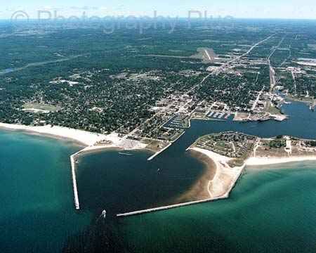 Ludington080300_5