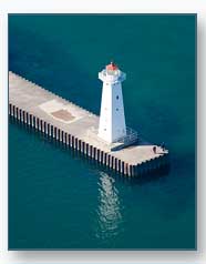 Sodus Bay Pier Lighthouse