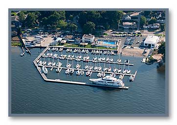 Aerial photo of the Muskegon Yacht Club