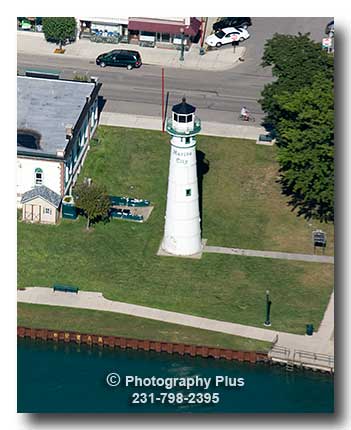 Pesche Island Lighthouse